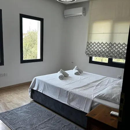 Mulberry - Kyrenia North Cyprus *