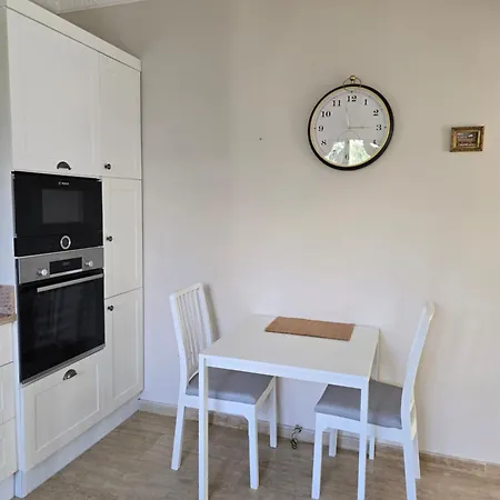 Mulberry - Kyrenia North Cyprus Lapithos (Northern Cyprus)