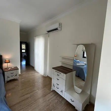 Mulberry - Kyrenia North Cyprus