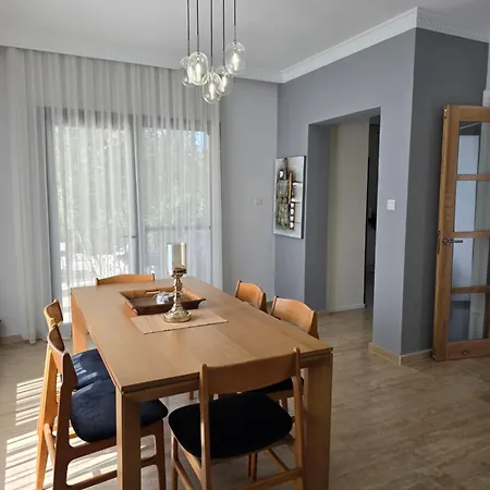 Mulberry - Kyrenia North Cyprus