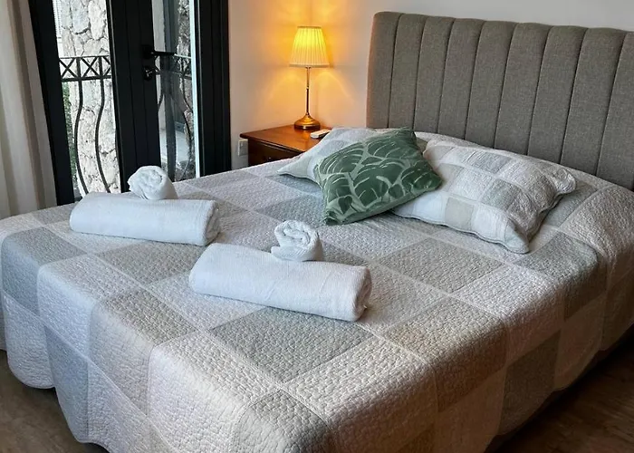 Mulberry - Kyrenia North Cyprus *